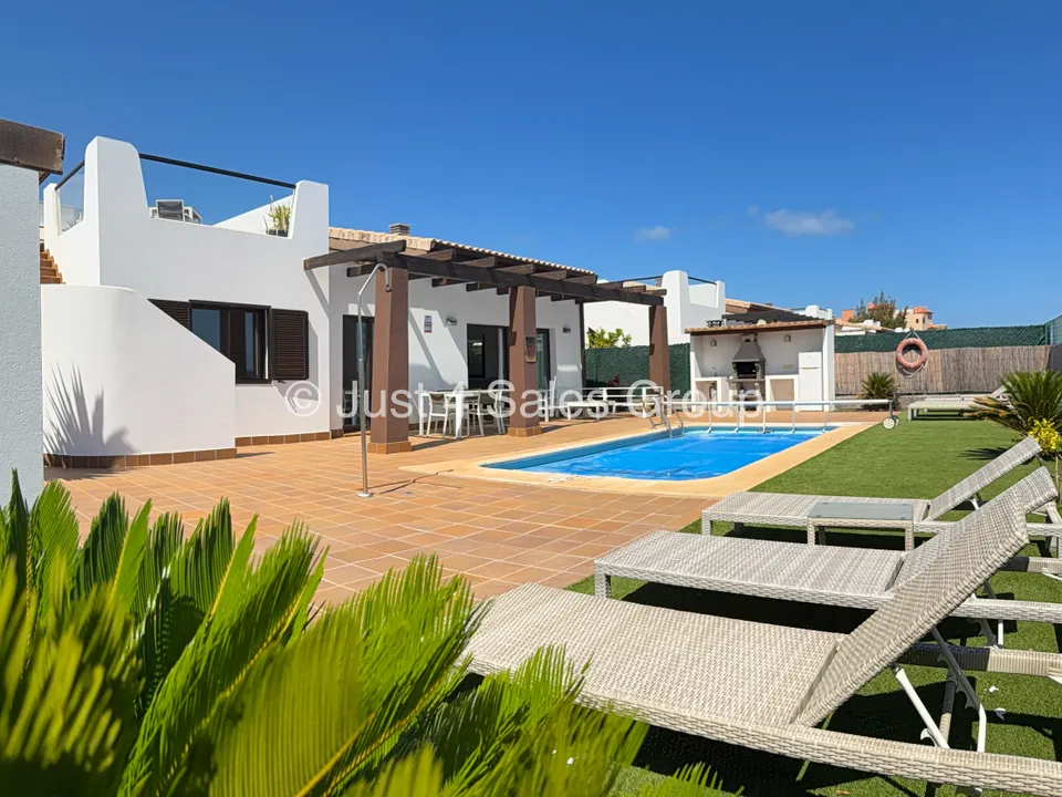 Villa i Caleta De Fuste, Fuerteventura - foto 1